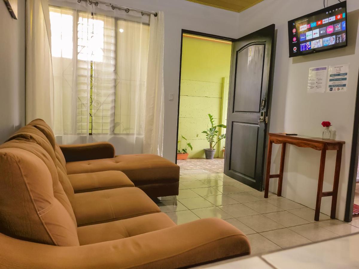 Butterfly Apartments La Fortuna Exterior photo