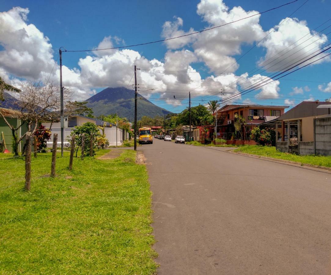 Butterfly Apartments La Fortuna Exterior photo